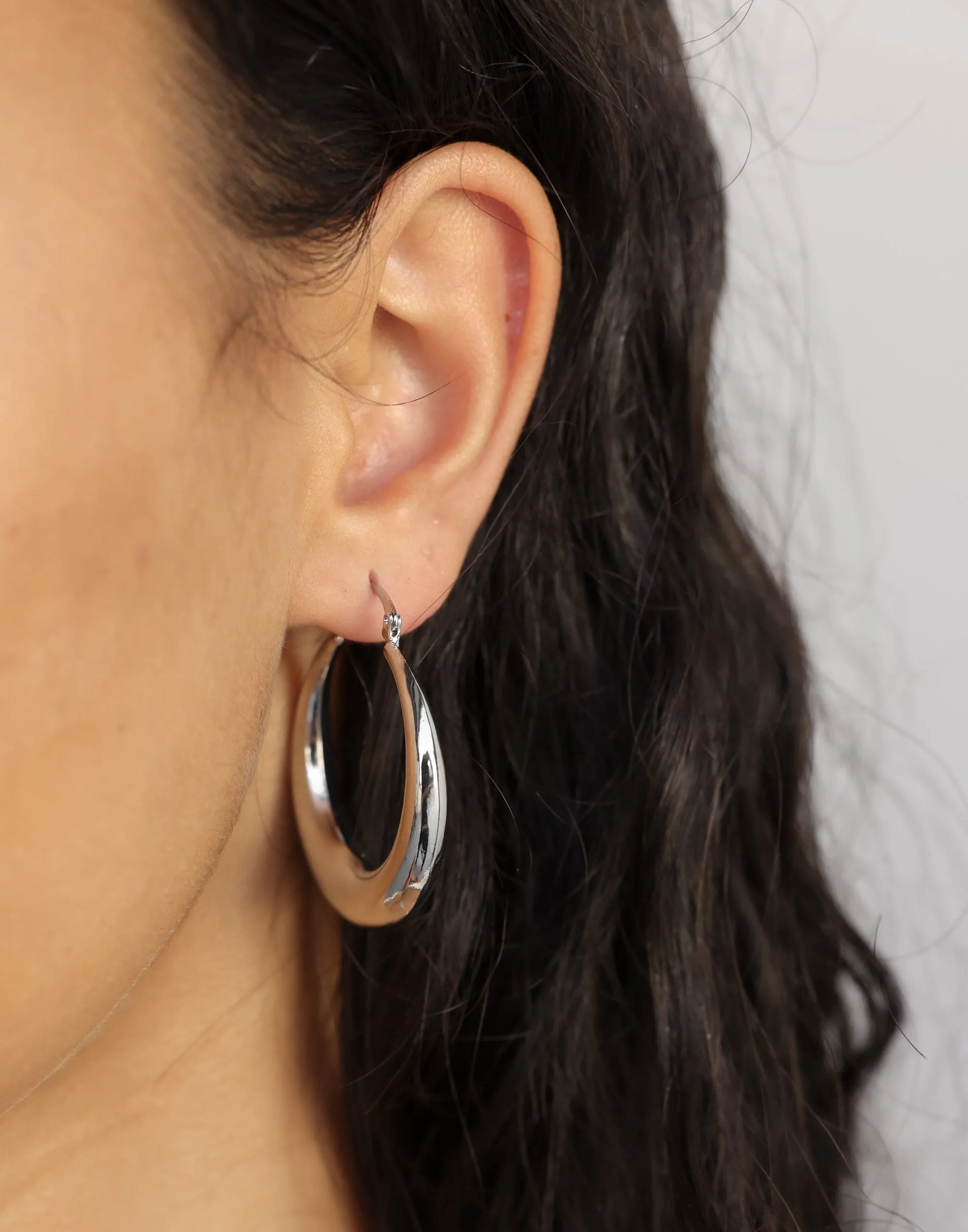 Aindrea Earrings (Silver)