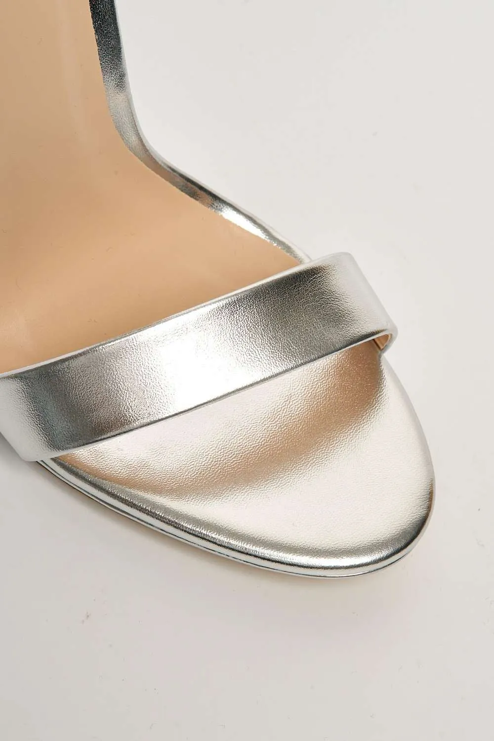 Aronna Plain Band Anklestrap Heeled Sandal in Silver