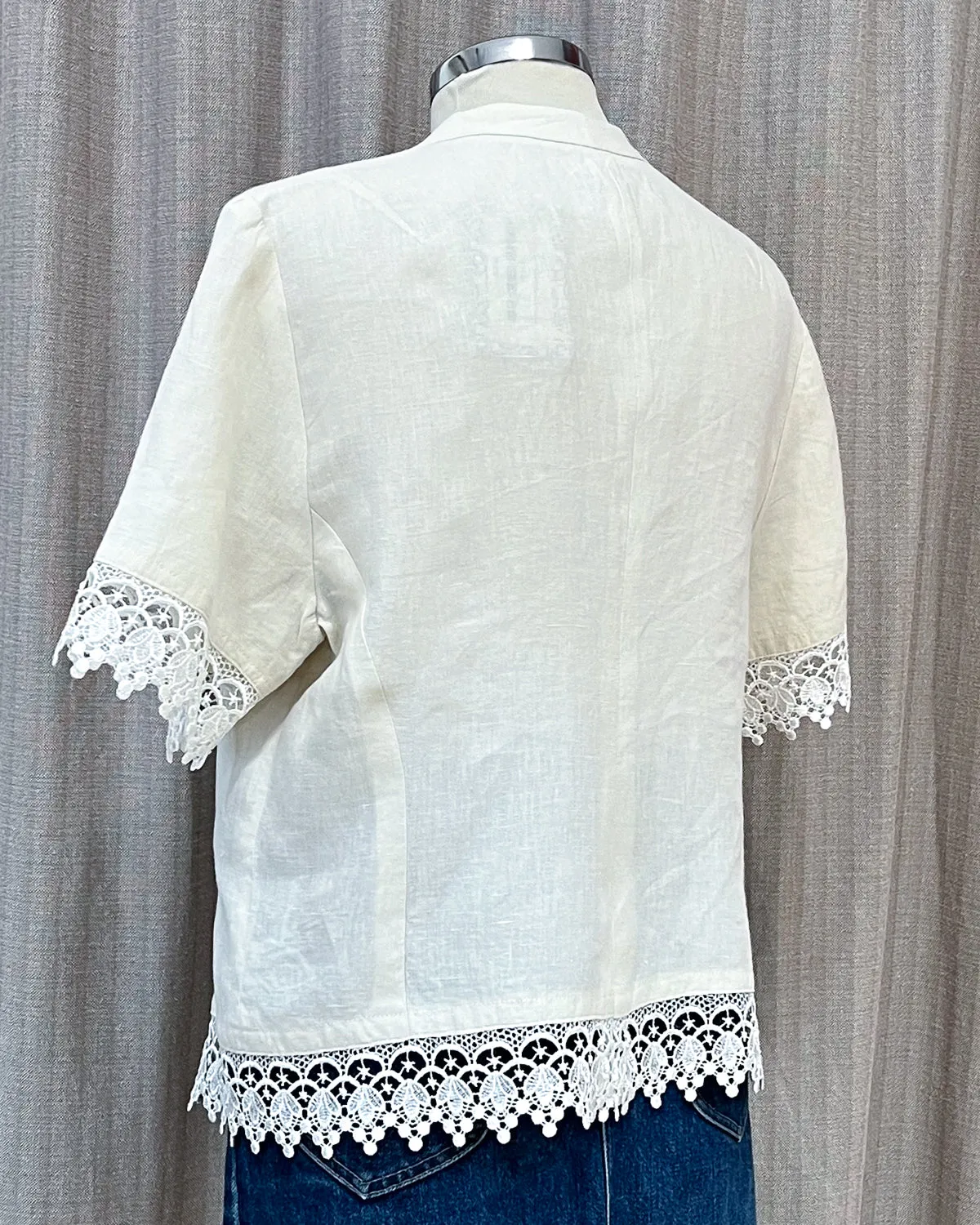 Blusa In Lino Con Ricami E Bottoni Gioiello  S