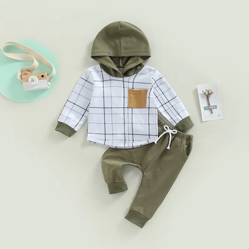 COLTON Hooded Outfit