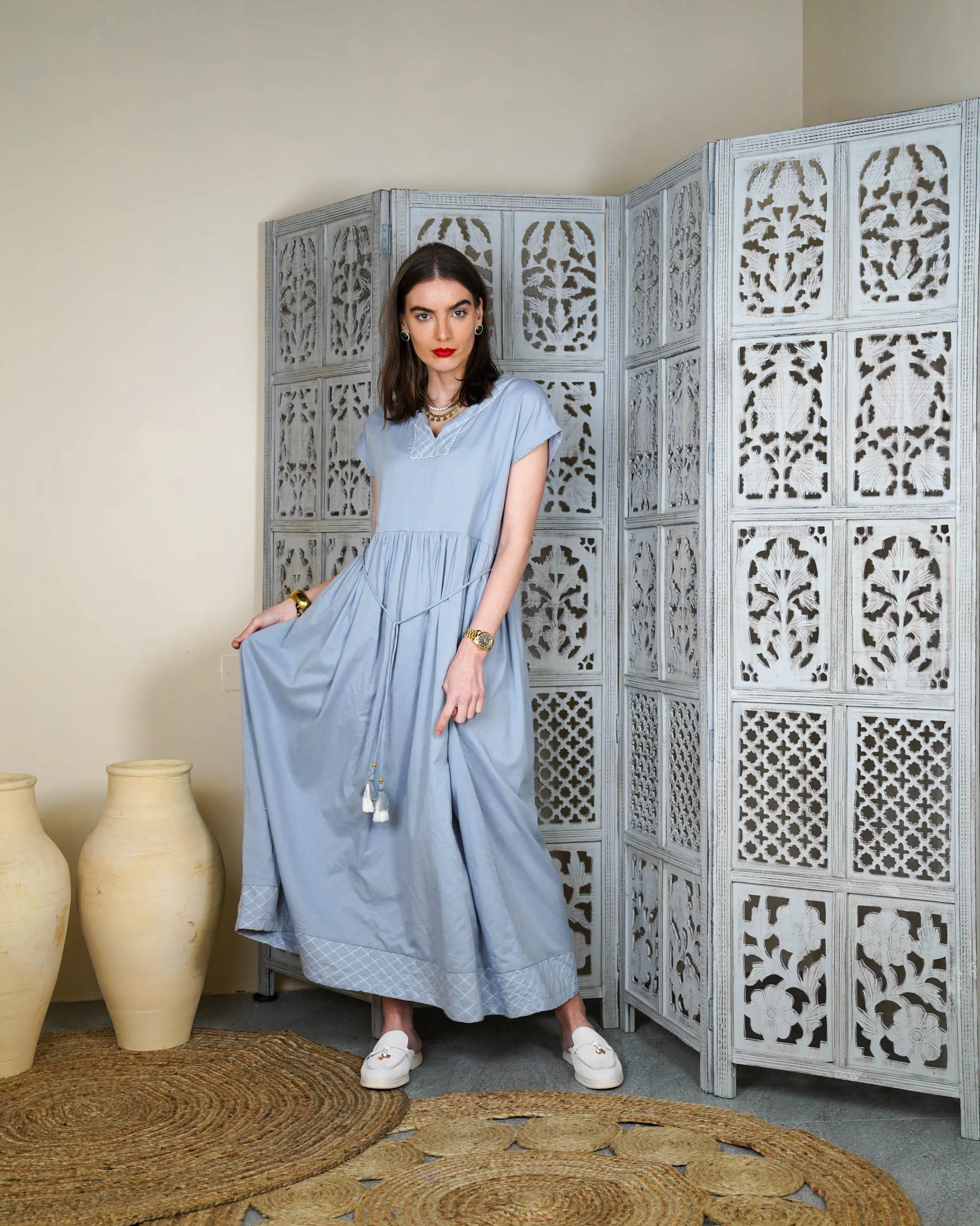 Embroidered neck and bottom design and waist gathered with tie and sleeveless cotton kaftan 2943 - قفطان