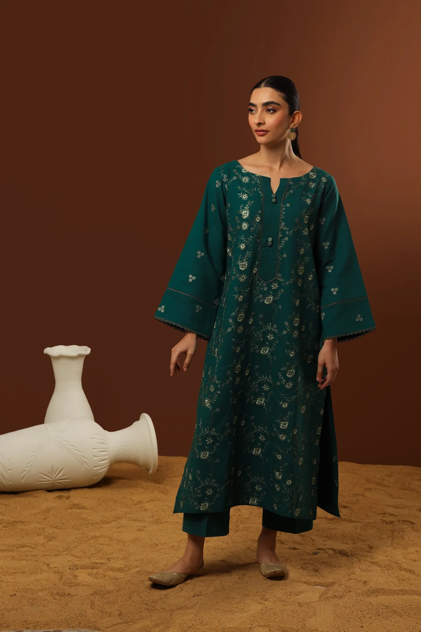 EMERALD GREEN LAWN EMBROIDERED SET (KURTA & CULOTTE) NPA2-23313