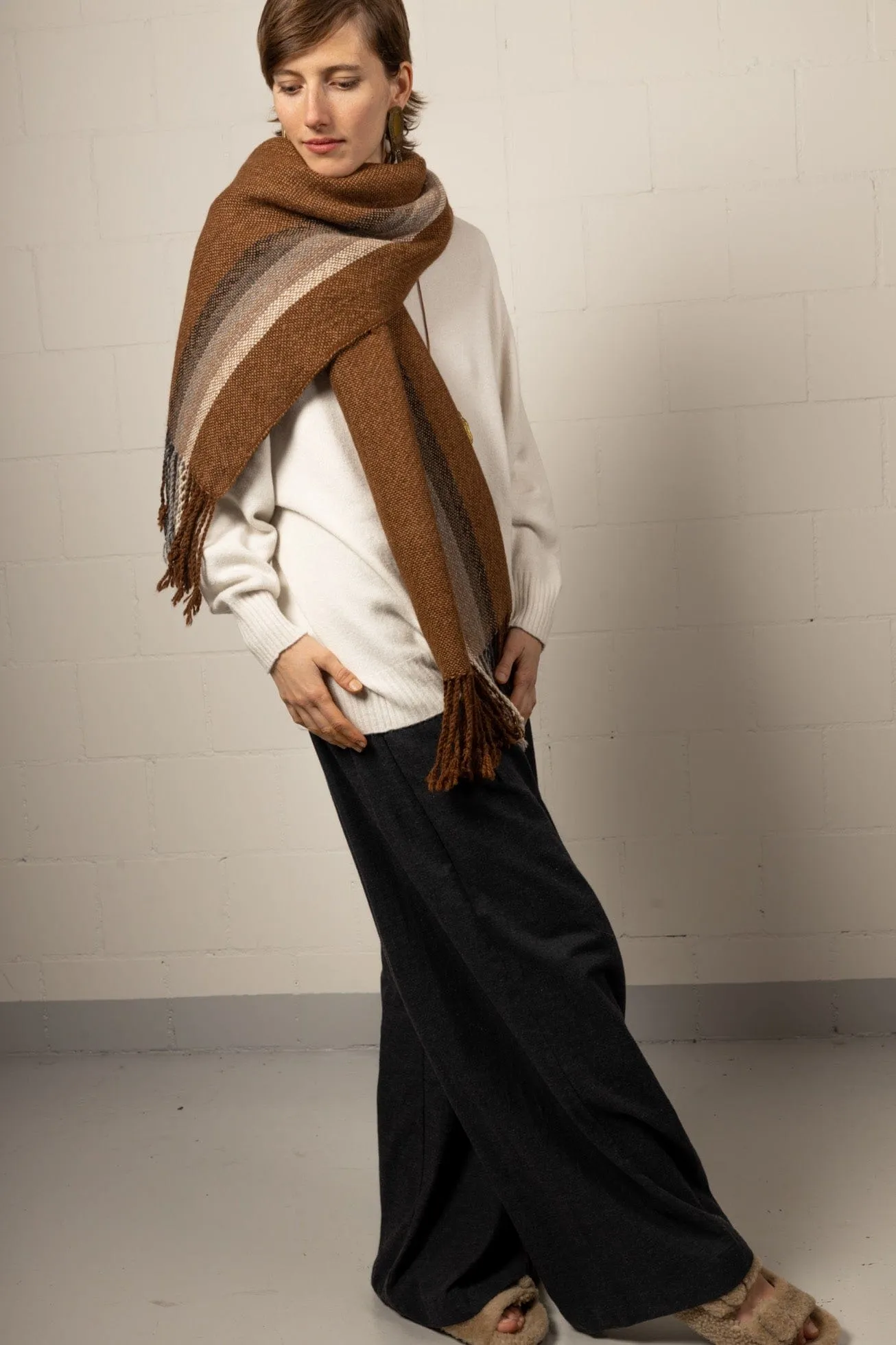 Handwoven Poncho - Proyecto Origenes